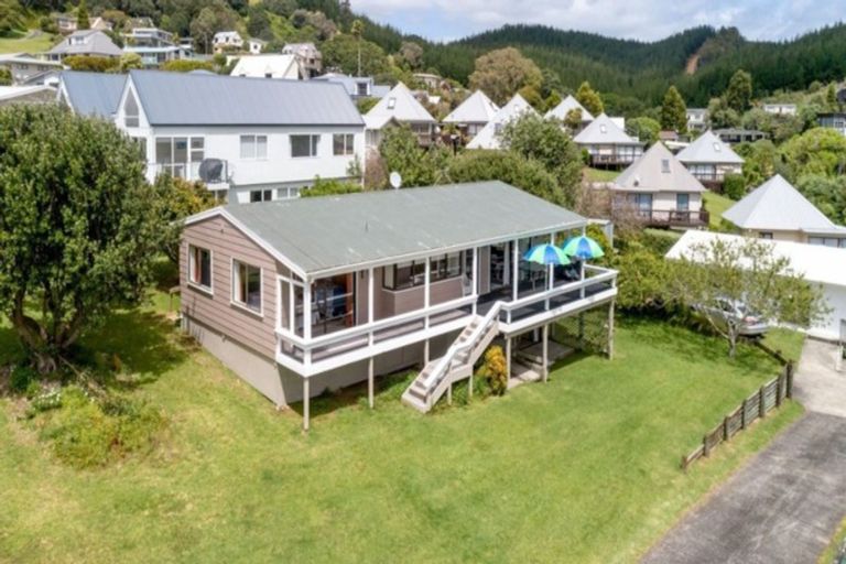 Photo of property in 240 Onemana Drive, Onemana, Whangamata, 3691