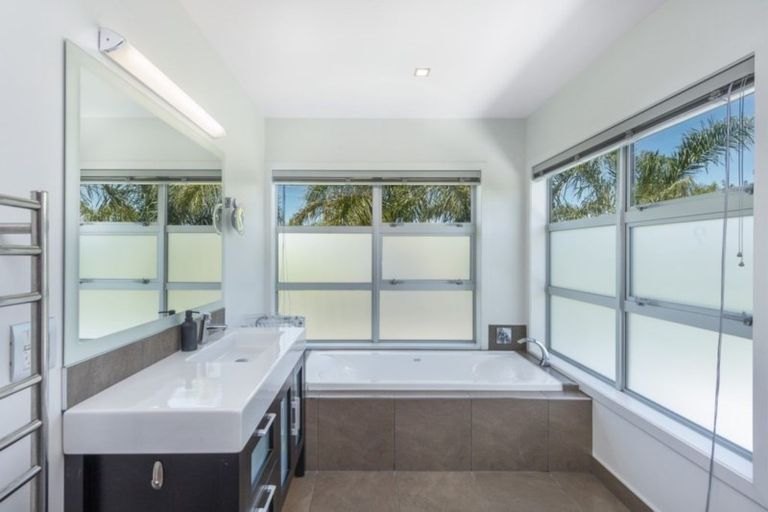 Photo of property in 14 Gilbert Court, Rototuna, Hamilton, 3210