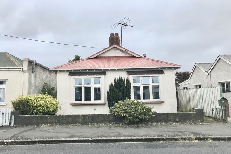 Photo of property in 77 Fawcett Street, South Dunedin, Dunedin, 9012