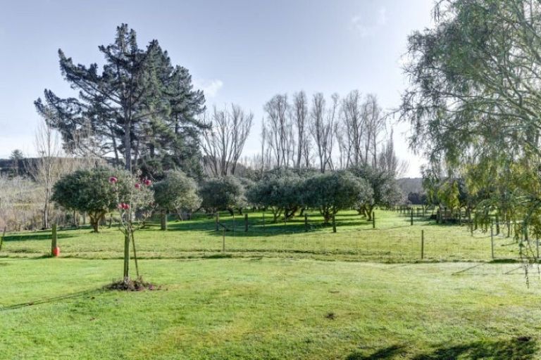 Photo of property in 57 Makirikiri Valley Road, Upokongaro, Whanganui, 4575