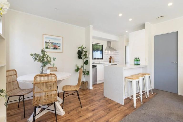 Photo of property in 18 Seymour Place, Bellevue, Tauranga, 3110