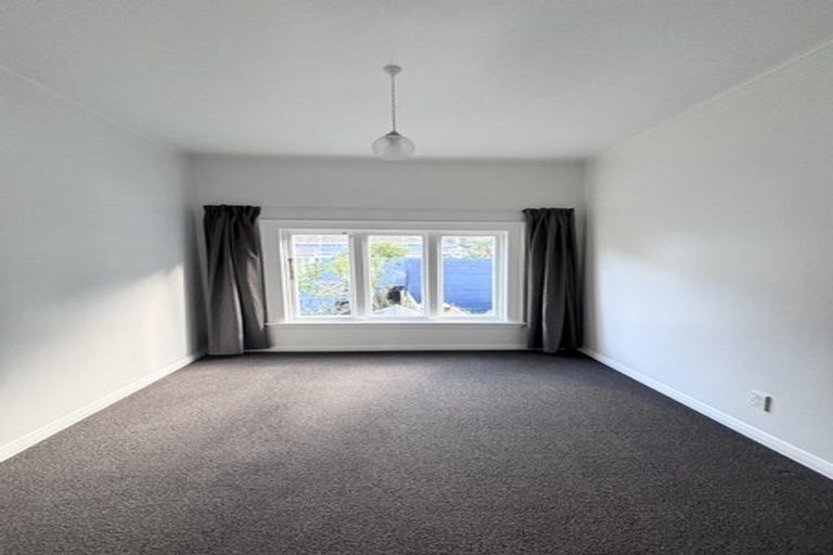 Photo of property in 17 Tavistock Road, Melrose, Wellington, 6023