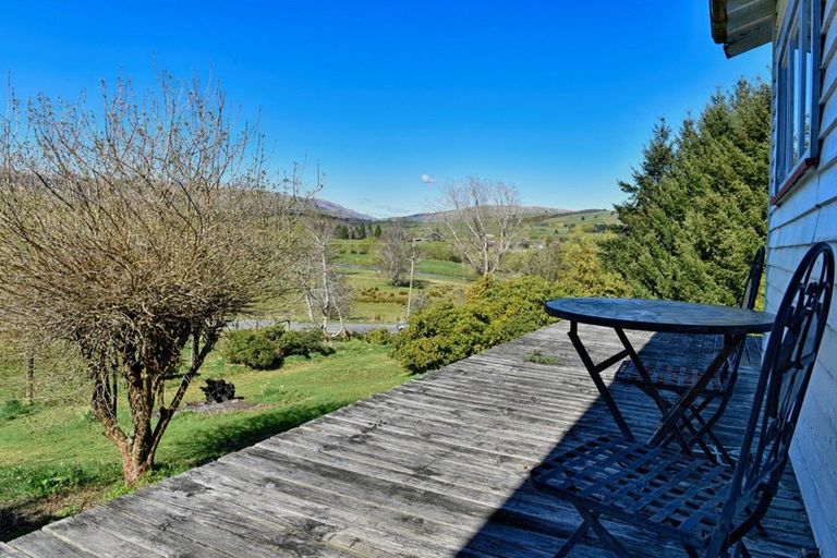 Photo of property in 53 Piano Flat Road, Waikaia, 9778