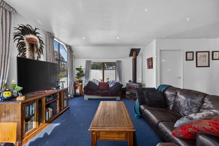 Photo of property in 5 Arawata Terrace, Fernhill, Queenstown, 9300