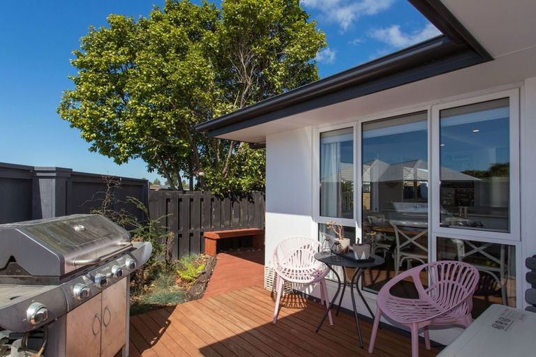 Photo of property in 84 Akaroa Street, Kaiapoi, 7630