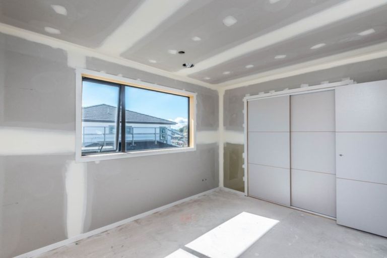 Photo of property in 164 Mclintock Street North, Johnsonville, Wellington, 6037