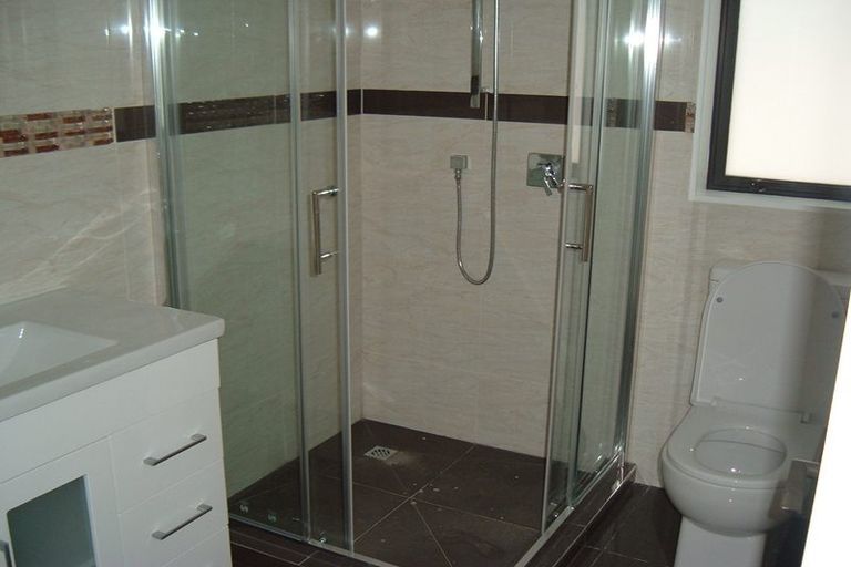 Photo of property in 813 Te Atatu Road, Te Atatu Peninsula, Auckland, 0610