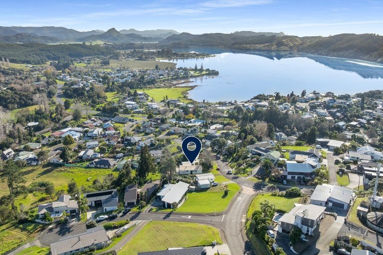 Photo of property in 217 Tirohanga Drive, Whangamata, 3620