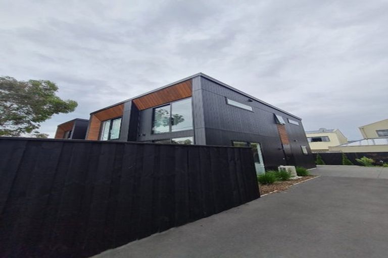 Photo of property in 96 Canon Street, St Albans, Christchurch, 8014