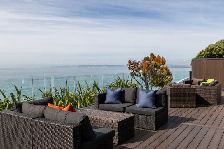 Photo of property in 132 Priestley Terrace, Bluff Hill, Napier, 4110