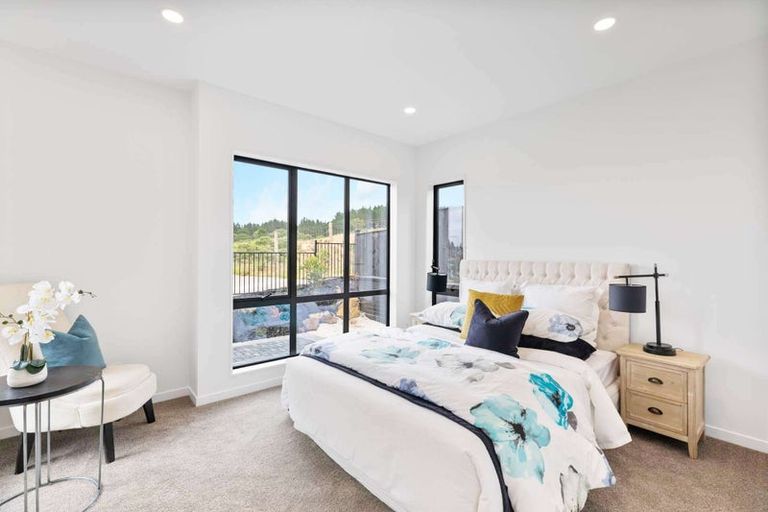 Photo of property in 4 Kauru Lane, Wainui, 0992