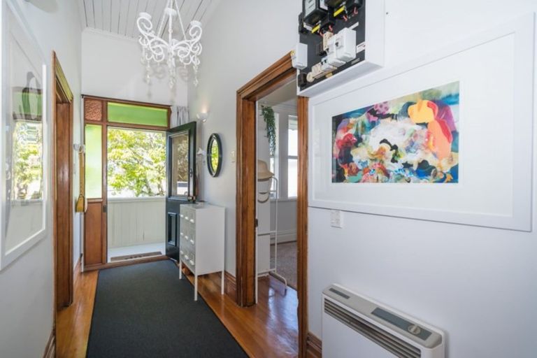 Photo of property in 15 Douglas Street, West End, Palmerston North, 4412