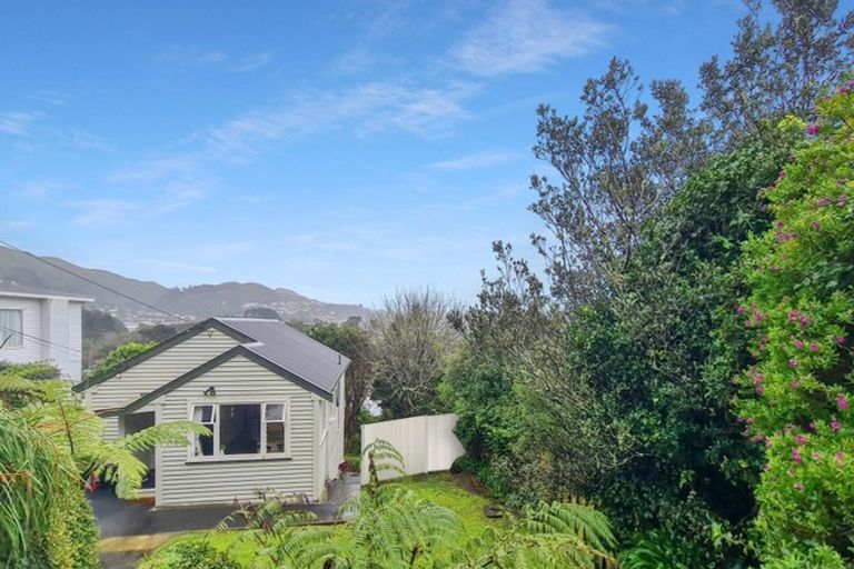 Photo of property in 66 Tarawera Road, Johnsonville, Wellington, 6037