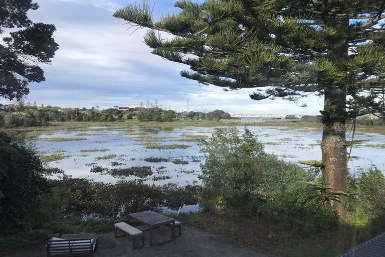 Photo of property in 46 Byron Avenue, Takapuna, Auckland, 0622