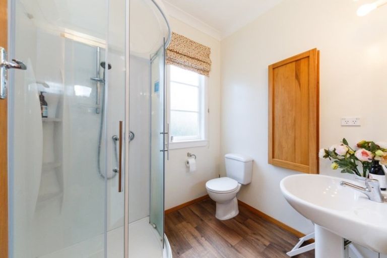 Photo of property in 100 Manawatu Street, Hokowhitu, Palmerston North, 4410