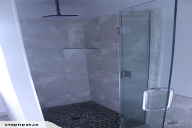 Photo of property in 1a Burgess Hill Road, Burgess Park, New Plymouth, 4371