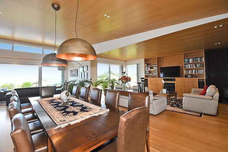 Photo of property in 10 Lax Crescent, Leigh, 0985