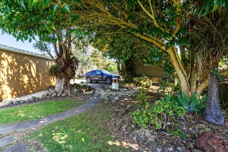 Photo of property in 20a Otuhiwai Crescent, Tikipunga, Whangarei, 0112