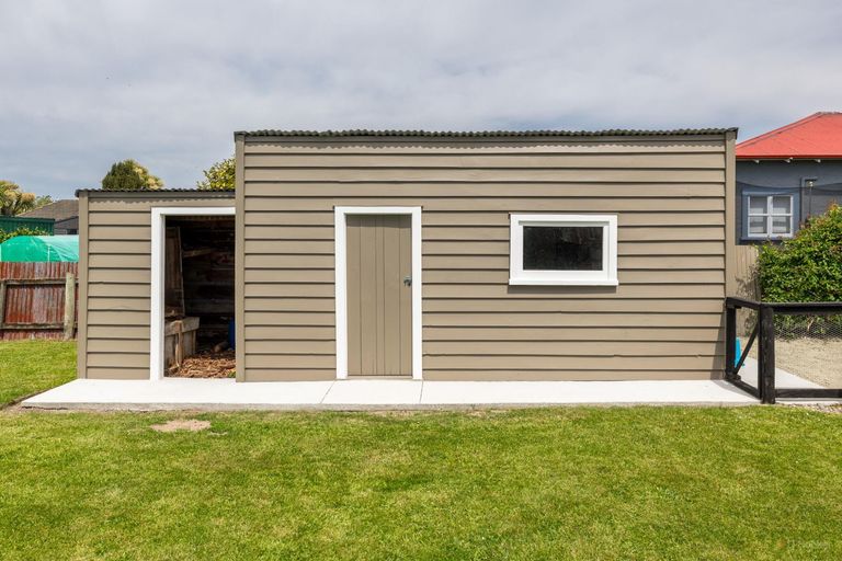 Photo of property in 51 Rhodes Street, Waimate, 7924