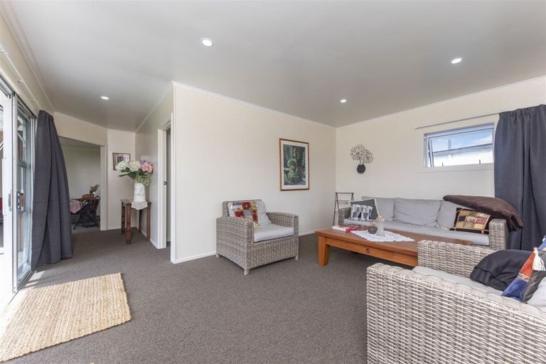 Photo of property in 1/48 Rollerson Street, Papakura, 2110
