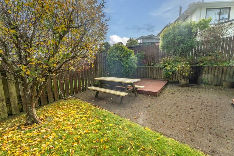 Photo of property in 3 Tralee Place, Johnsonville, Wellington, 6037