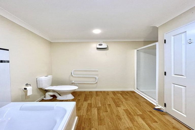 Photo of property in 37c Waverton Terrace, Churton Park, Wellington, 6037