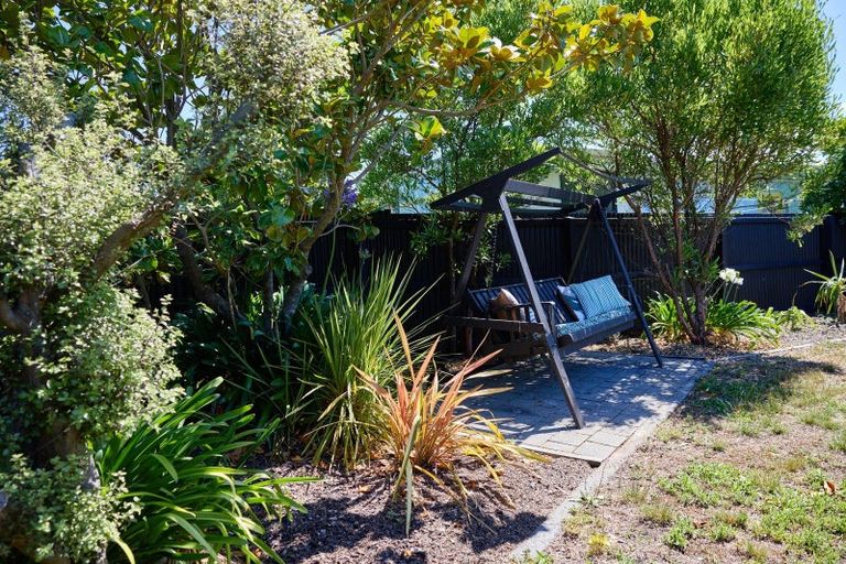 Photo of property in 17 Kotare Place, South Bay, Kaikoura, 7300