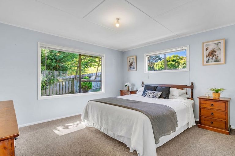 Photo of property in 71 Arahura Crescent, Waitangirua, Porirua, 5024