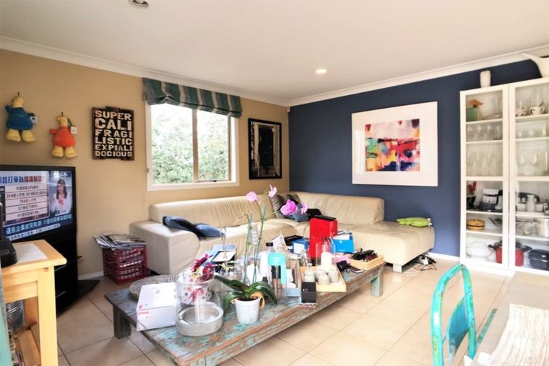 Photo of property in 17 Belle Verde Drive, Sunnynook, Auckland, 0630