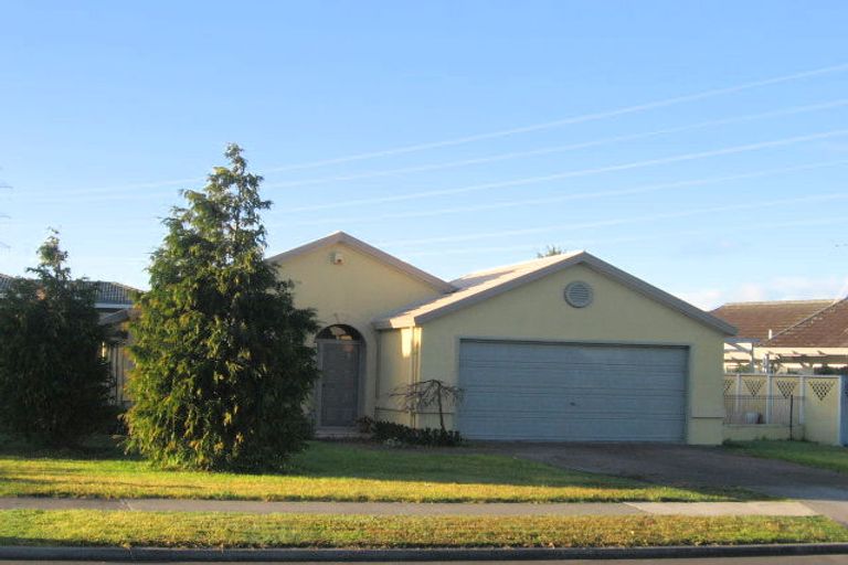 Photo of property in 192 Burswood Drive, Burswood, Auckland, 2013