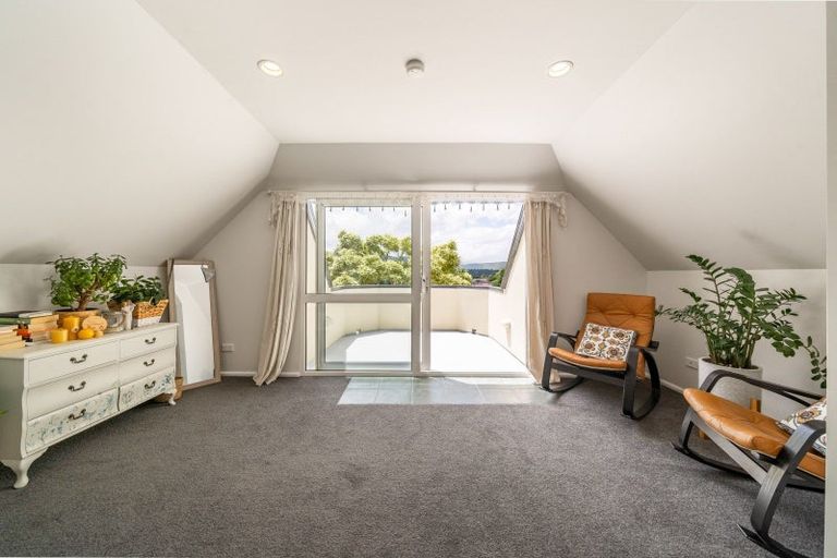 Photo of property in 7 Carlow Grove, Birchville, Upper Hutt, 5018