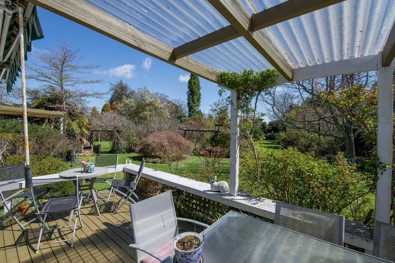 Photo of property in 35 Larcy Road, Lynmore, Rotorua, 3010