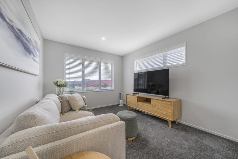 Photo of property in 1 Malachy Grove, Aidanfield, Christchurch, 8025