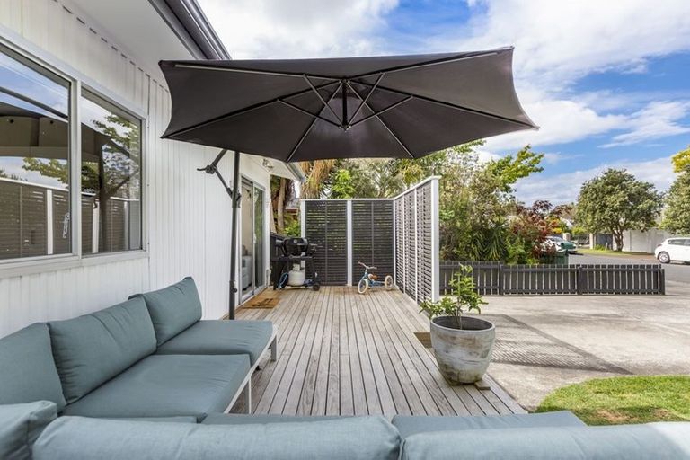 Photo of property in 122a The Circle, Manly, Whangaparaoa, 0930