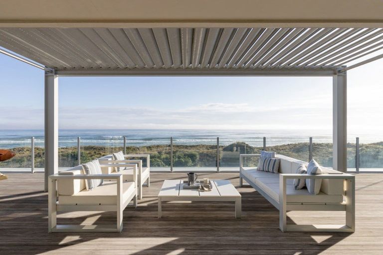 Photo of property in 389a Oceanbeach Road, Mount Maunganui, 3116