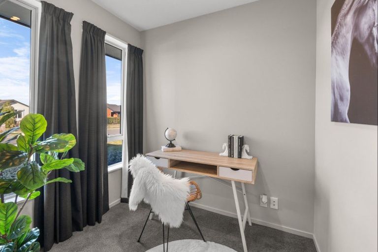 Photo of property in 10 Berners Way, Rolleston, 7615