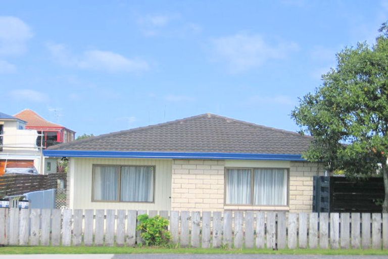 Photo of property in 914a Papamoa Beach Road, Papamoa Beach, Papamoa, 3118