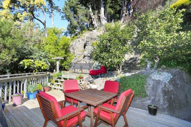 Photo of property in 11 Roseneath Place, Cashmere, Christchurch, 8022