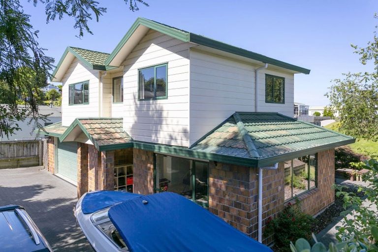 Photo of property in 2/29 Sunset Street, Hilltop, Taupo, 3330