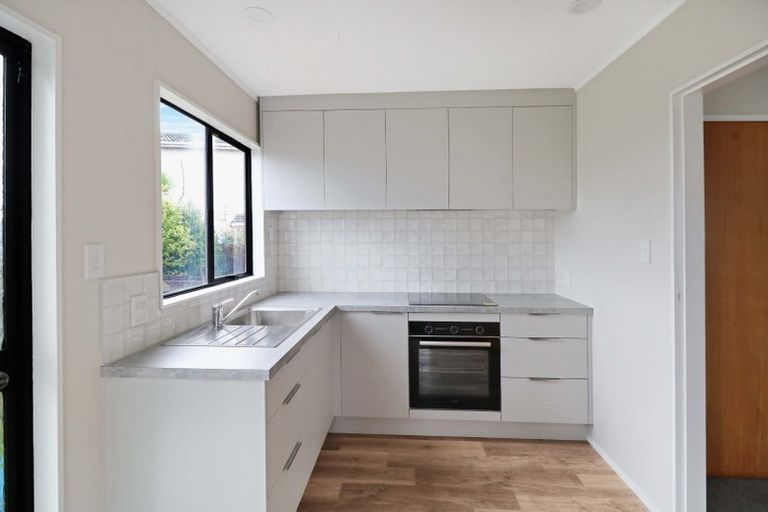 Photo of property in 25b Outram Grove, Kelson, Lower Hutt, 5010