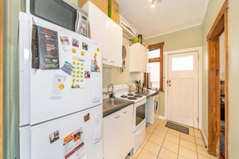 Photo of property in 39 Adams Terrace, Aro Valley, Wellington, 6021