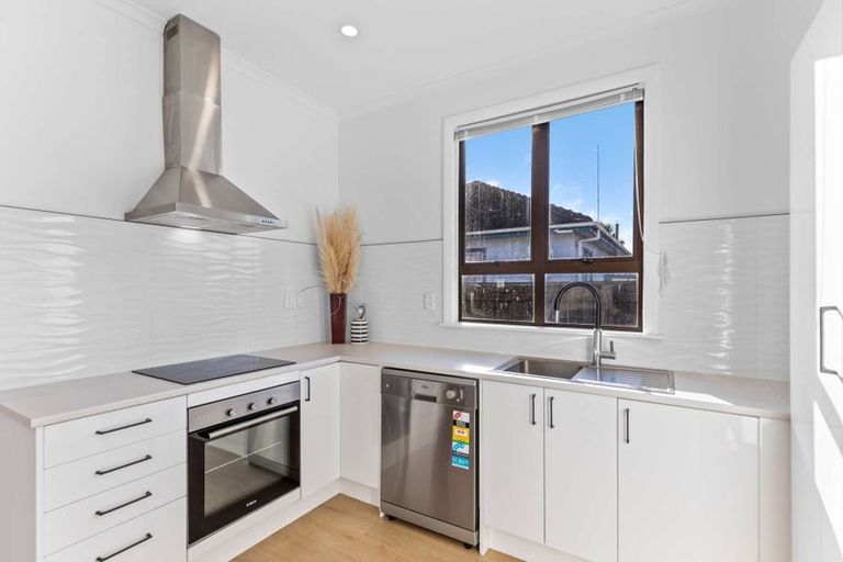 Photo of property in 26 Haydon Street, Roslyn, Palmerston North, 4414