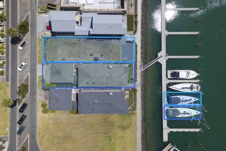 Photo of property in 21 Rue D' Amarres, Gulf Harbour, Whangaparaoa, 0930