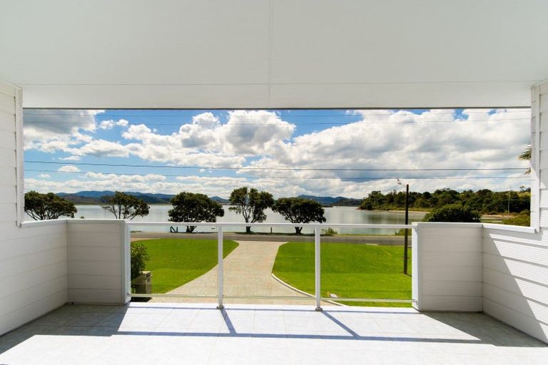 Photo of property in 294 Beach Road, Onerahi, Whangarei, 0110