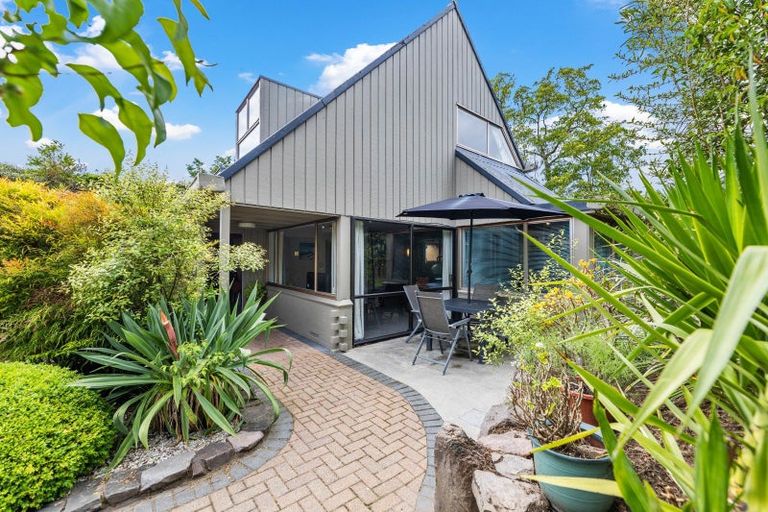 Photo of property in 2/743 Acacia Bay Road, Acacia Bay, Taupo, 3330