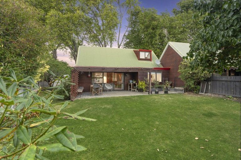 Photo of property in 13a Heuchan Lane, Wanaka, 9305