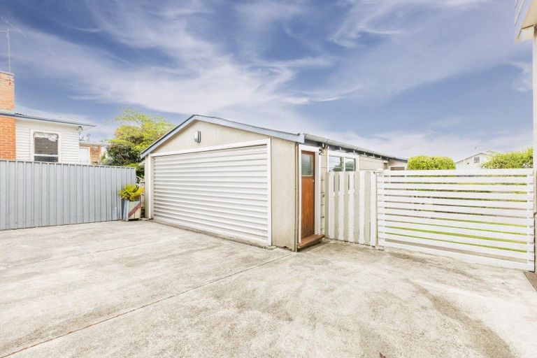 Photo of property in 8 Goodger Street, Waipukurau, 4200