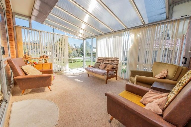 Photo of property in 1 Taiaroa Place, Southbridge, 7602