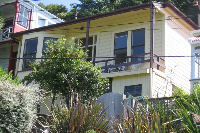 Photo of property in 90 Rolleston Street, Mount Cook, Wellington, 6021