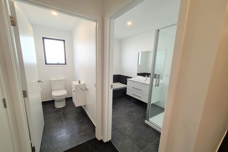 Photo of property in 29a Atutahi Street, Hurdon, New Plymouth, 4310